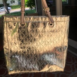 Michael Kors purse